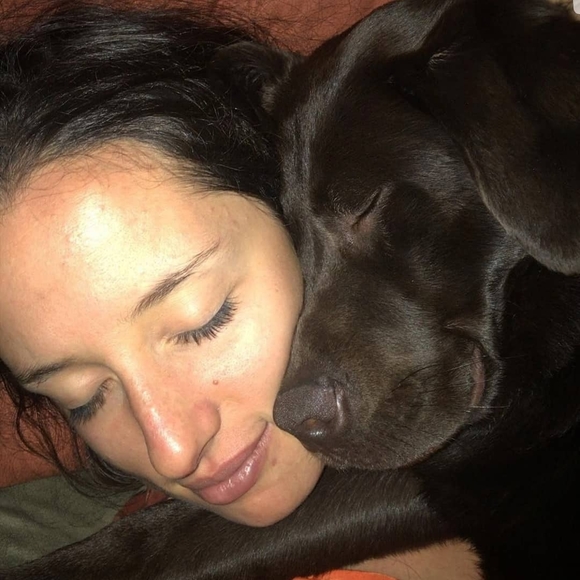 Meet your Posher, Nicole - Picture 1 of 1